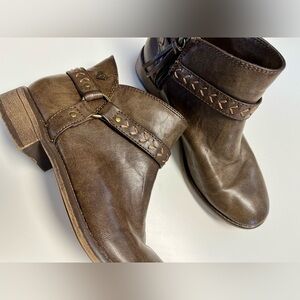 Cute Roxy Boots• Sz 8